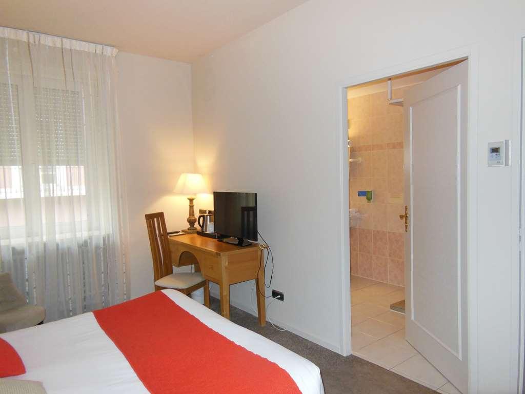 Hotel Western De La Bourse 3*