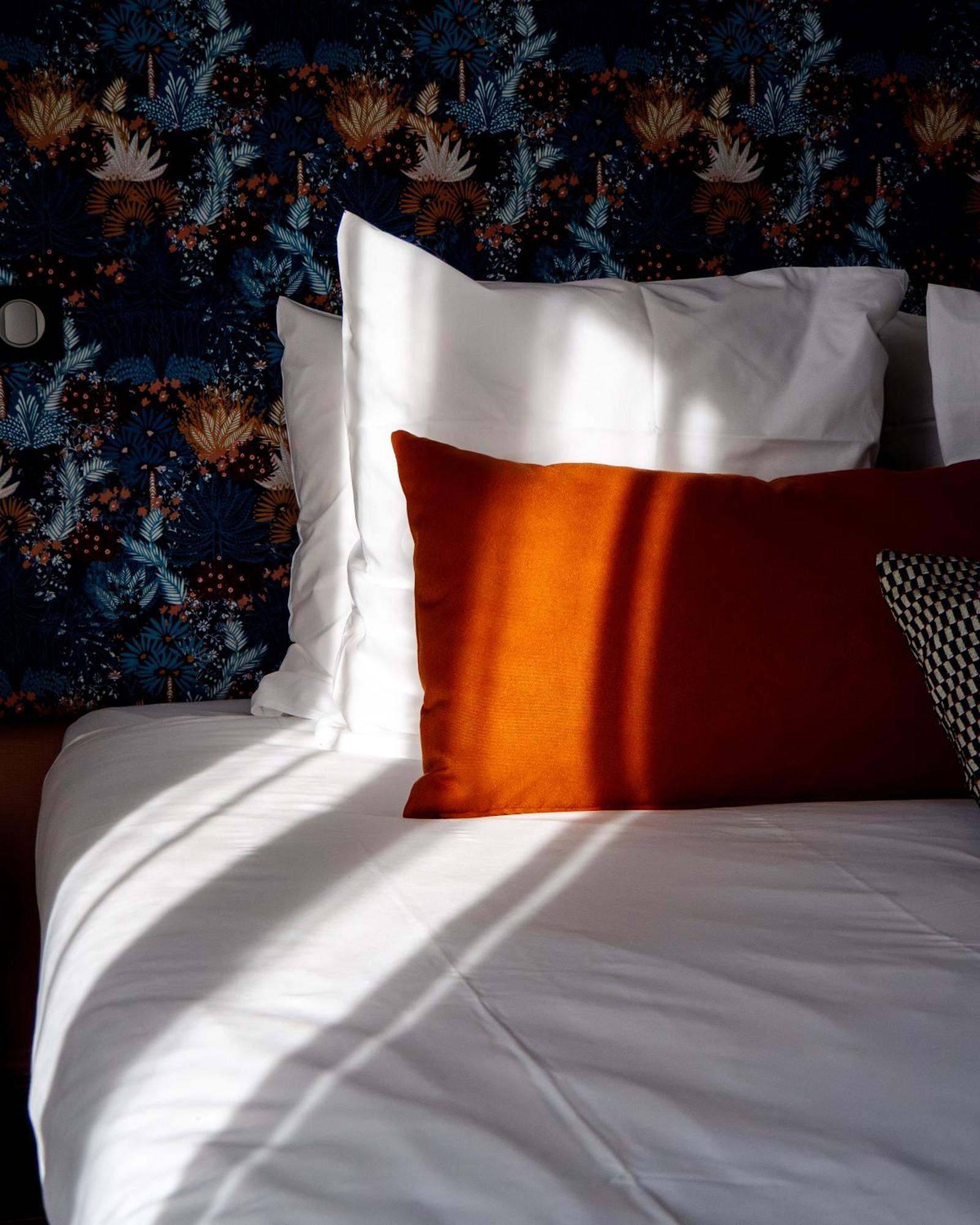 Western De La Bourse Hotel 3*